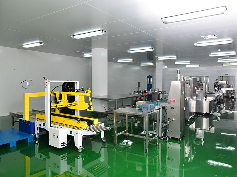 最终灭菌巨细容量非静脉注射剂及口服溶液剂车间：：外包装线 