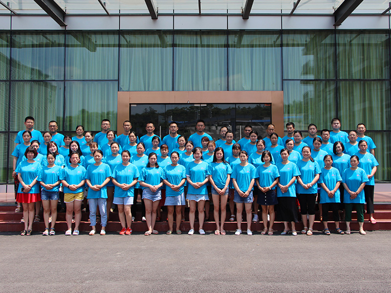 必发888药业生产团队 